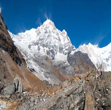 Annapurna Region Trekking - Himalayan Frozen Adventure