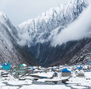 Langtang Region Trekking - Himalayan Frozen Adventure