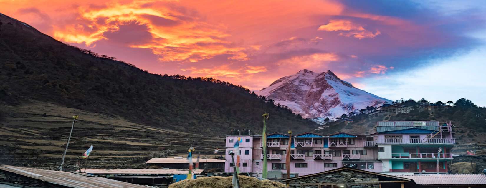 Manaslu Circuit Trek 14 Days