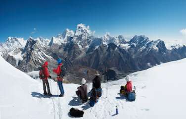 mera peak climbing